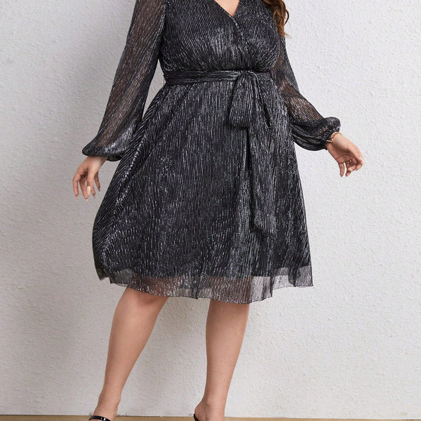 Vestido Plus Size Curto Isabella