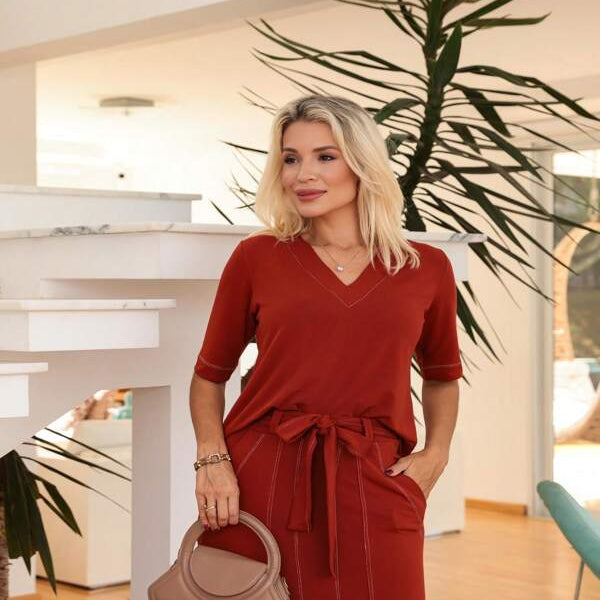 Conjunto Blusa e Saia Midi Denise