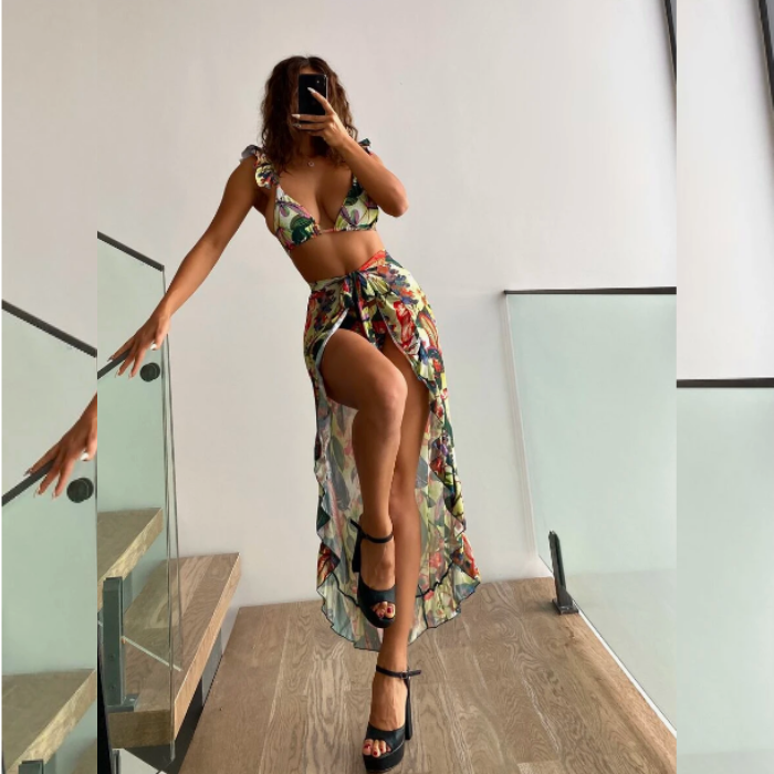 Biquíni e Saida de Praia Débora