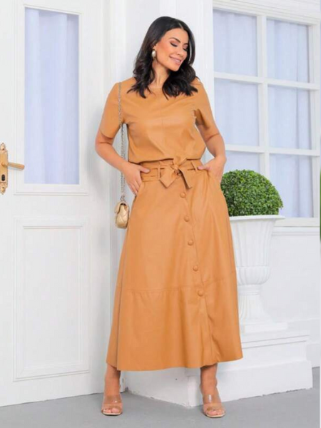 Conjunto Saia Midi e Blusa Clara