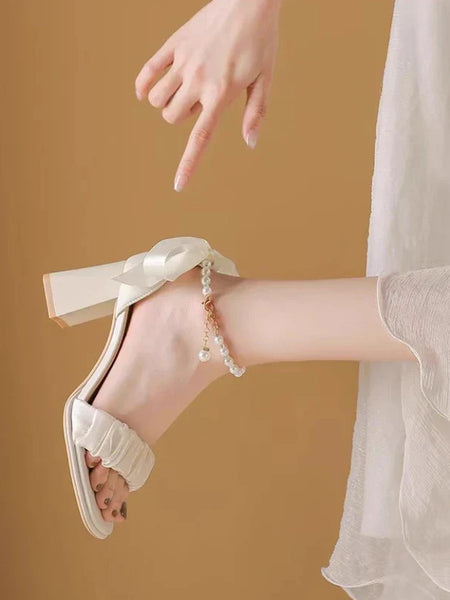 Sandália Branca Salto Grosso Éléonore