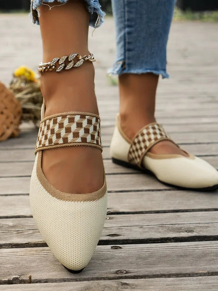 Sapatilha Bico Fino Céline