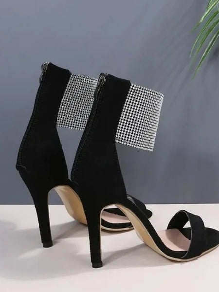 Sandália Preta Salto Fino Denise