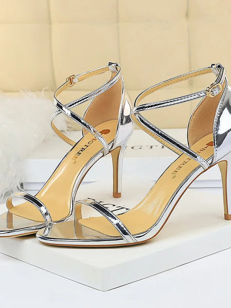 Sandalia Dourada Salto Dominique