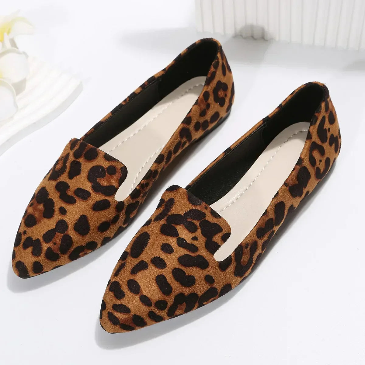 Sapatilha Bico Fino Confortavel Chantal
