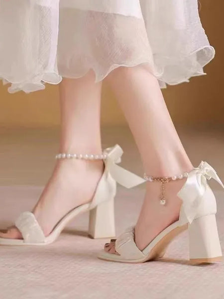 Sandália Branca Salto Grosso Éléonore