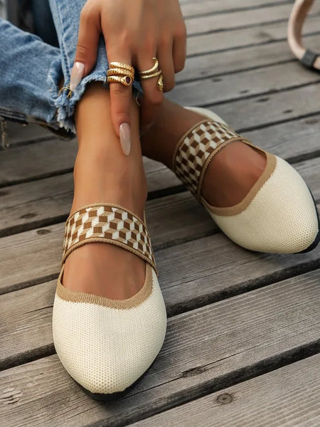 Sapatilha Bico Fino Céline