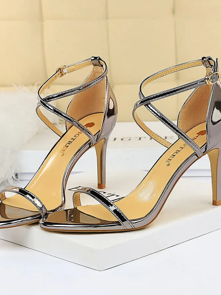 Sandalia Dourada Salto Dominique