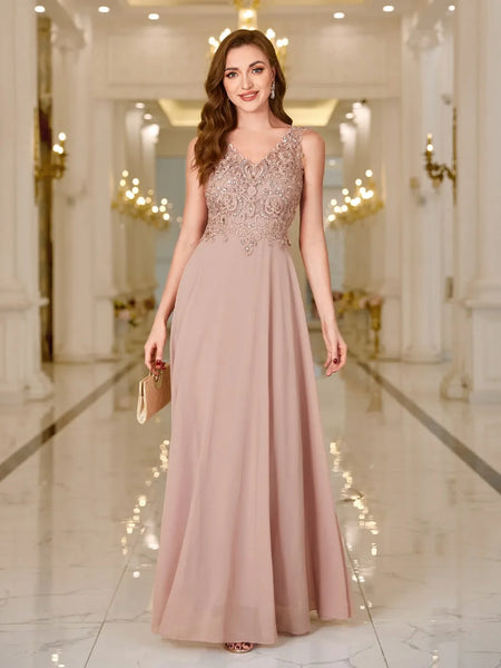 Vestido Longo com Busto Renda Bordada e Saia Fluída