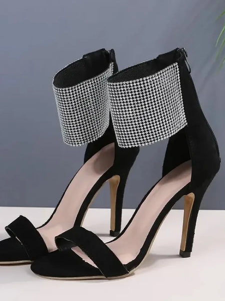 Sandália Preta Salto Fino Denise