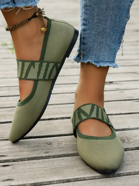 Sapatilha Bico Fino Céline