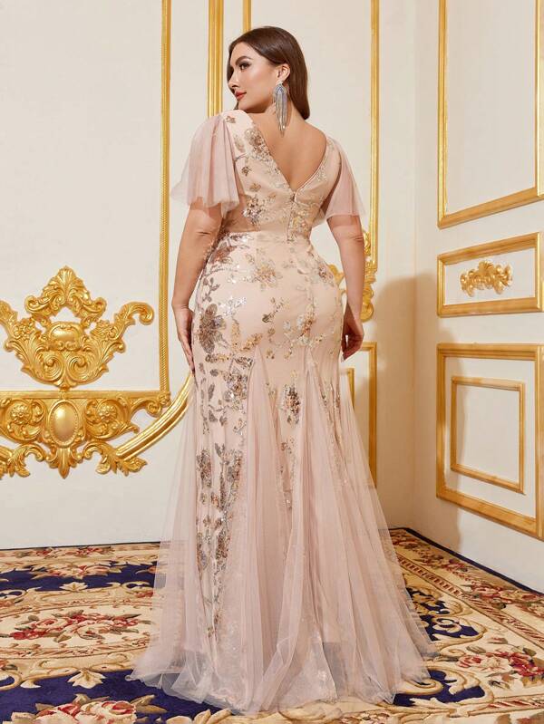 Vestido Madrinha Plus Size Rinata