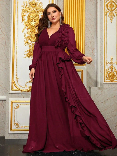 Vestido Longo Plus Size com Manga Longa e Babado