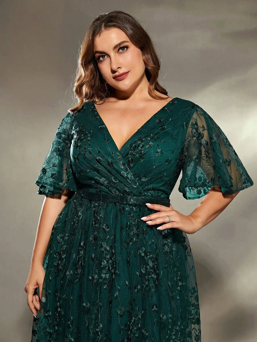 Vestido de Festa Longo Bordado com Manga Borboleta e Decote Transpassado