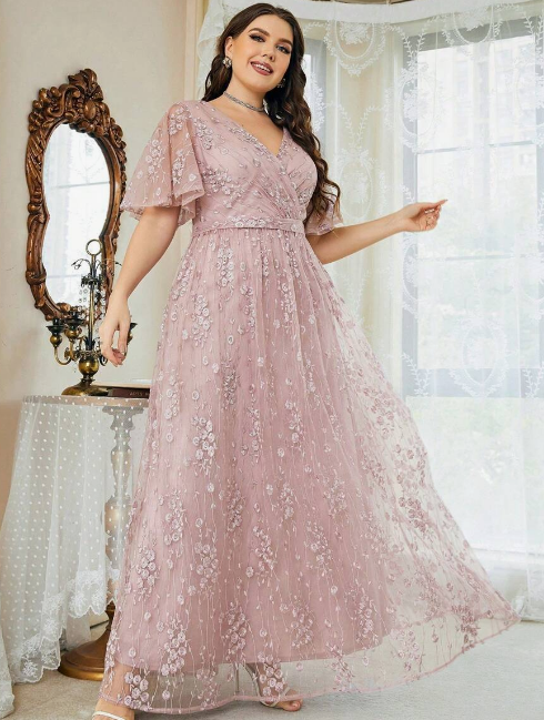 Vestido de Festa Longo Bordado com Manga Borboleta e Decote Transpassado