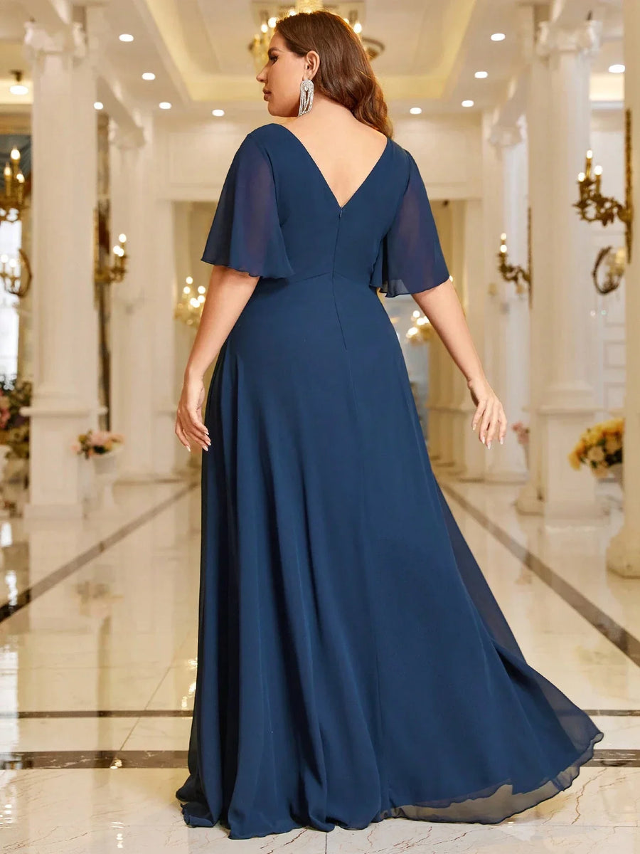 Vestido de Festa Longo com Manga Tipo Capa e Decote Transpassado