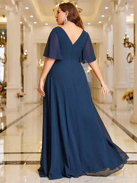 Vestido de Festa Longo com Manga Tipo Capa e Decote Transpassado